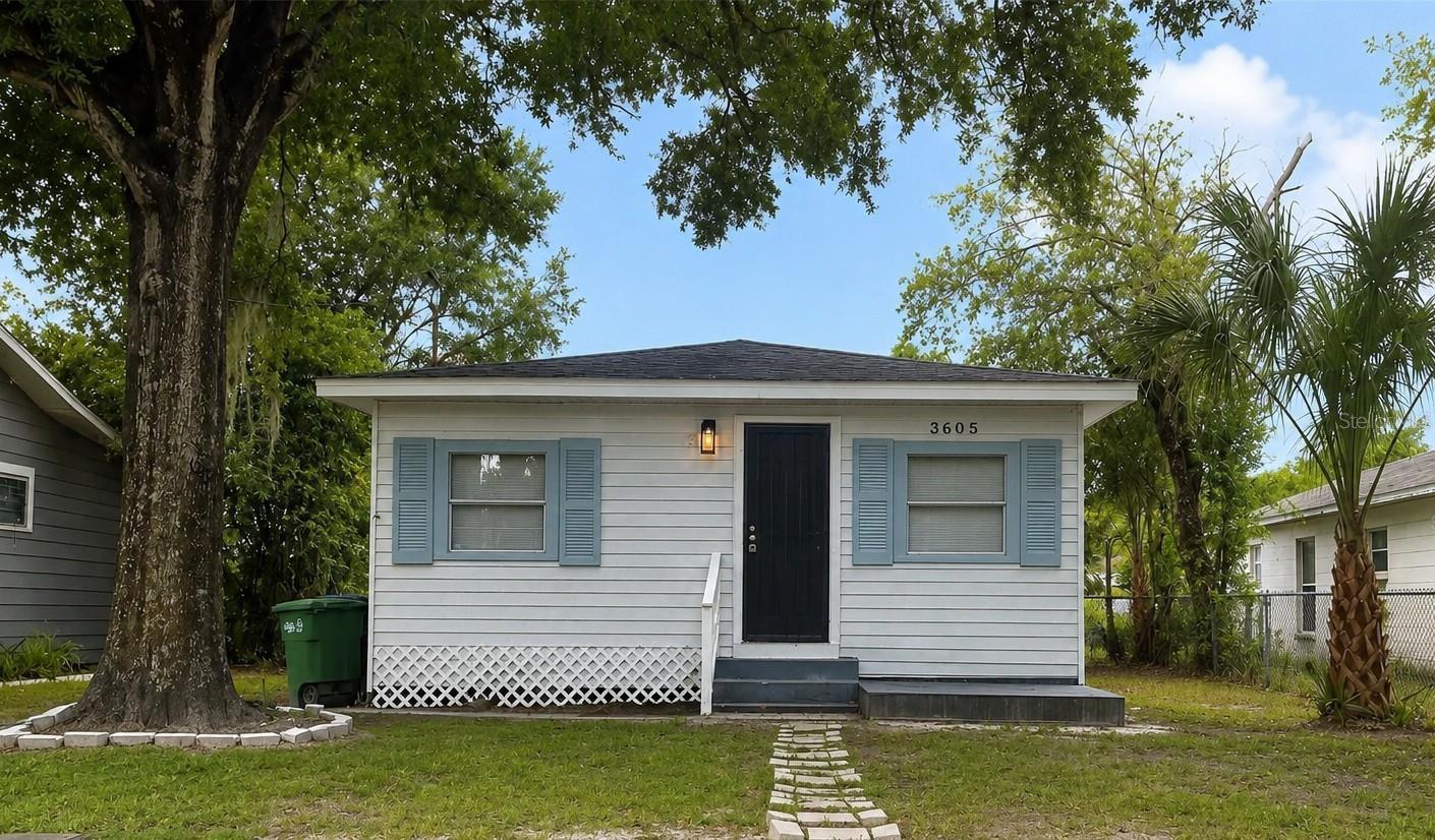 3605 E 28TH AVE - Photo 1