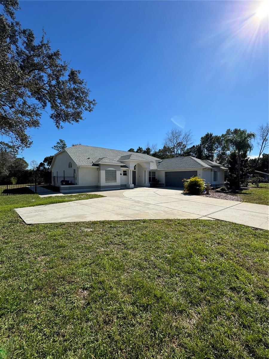 7565 JOMEL DR - Photo 1