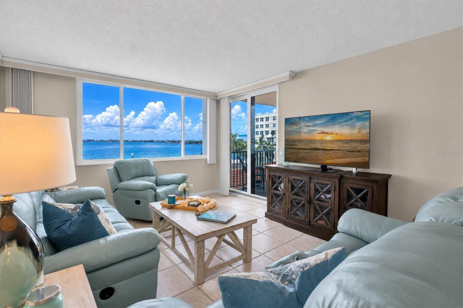 6287 BAHIA DEL MAR CIR #401 - Photo 1