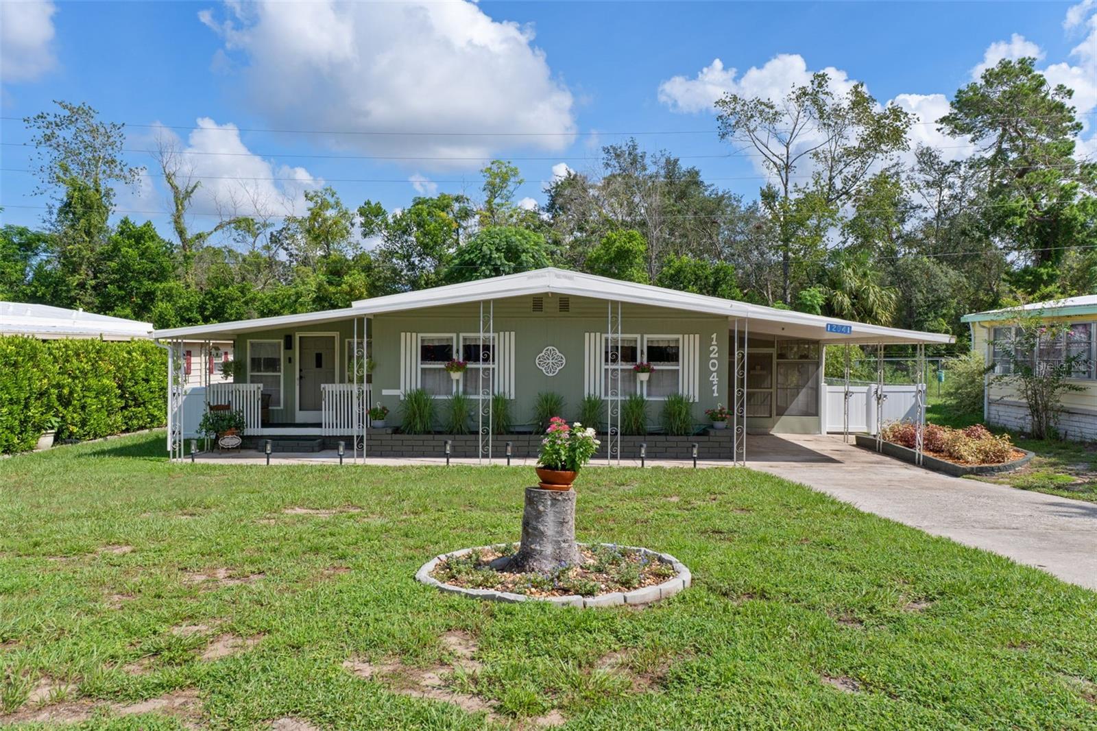 12041 FAIRWAY AVE - Photo 1