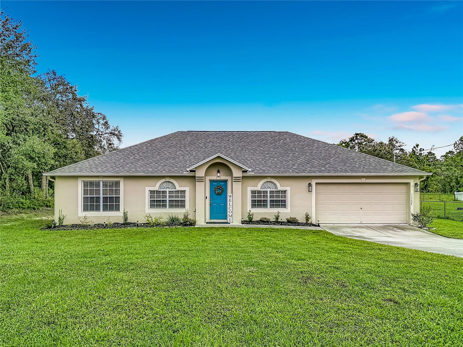 11324 HUMBER RD - Photo 1