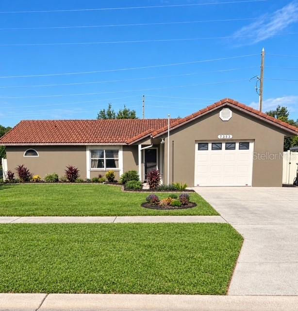 7353 APPLEGATE DR - Photo 1