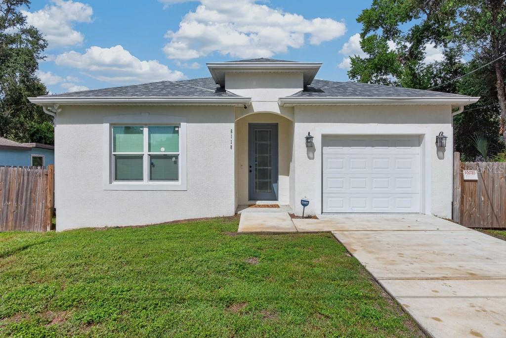 8118 N SEMMES ST - Photo 1