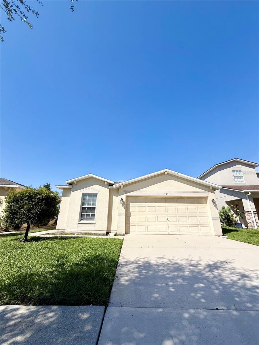 7731 CARRIAGE POINTE DR - Photo 1