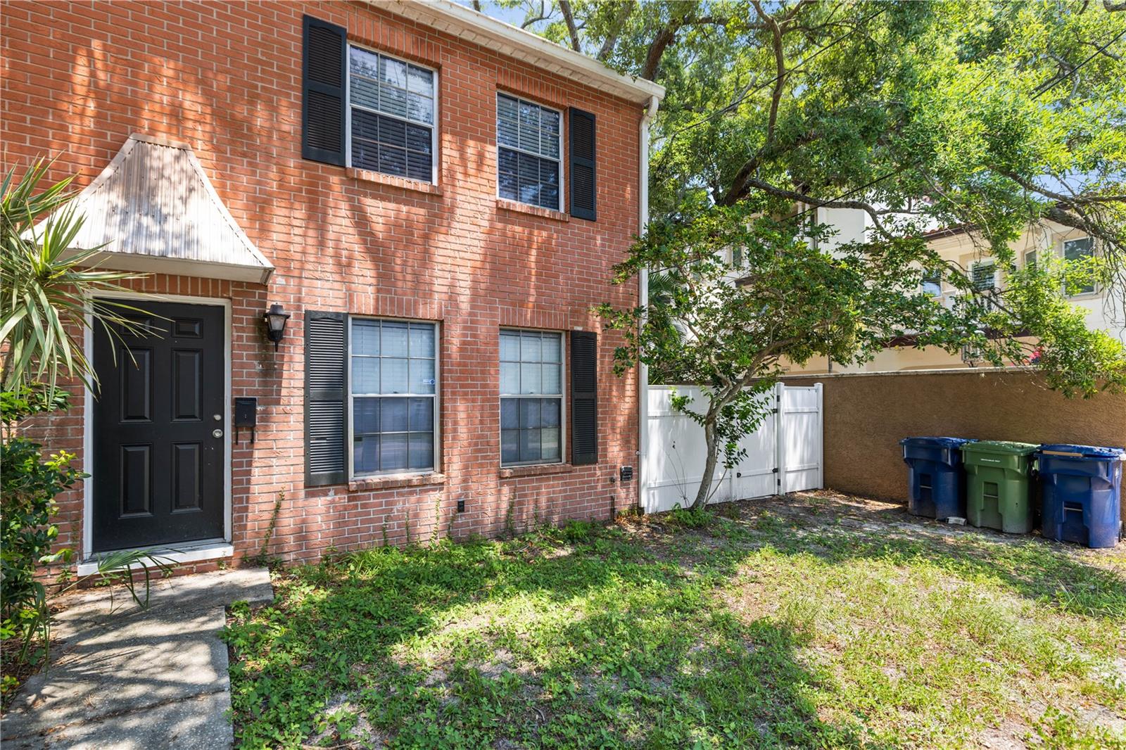 310 S CHURCH AVE - Photo 1