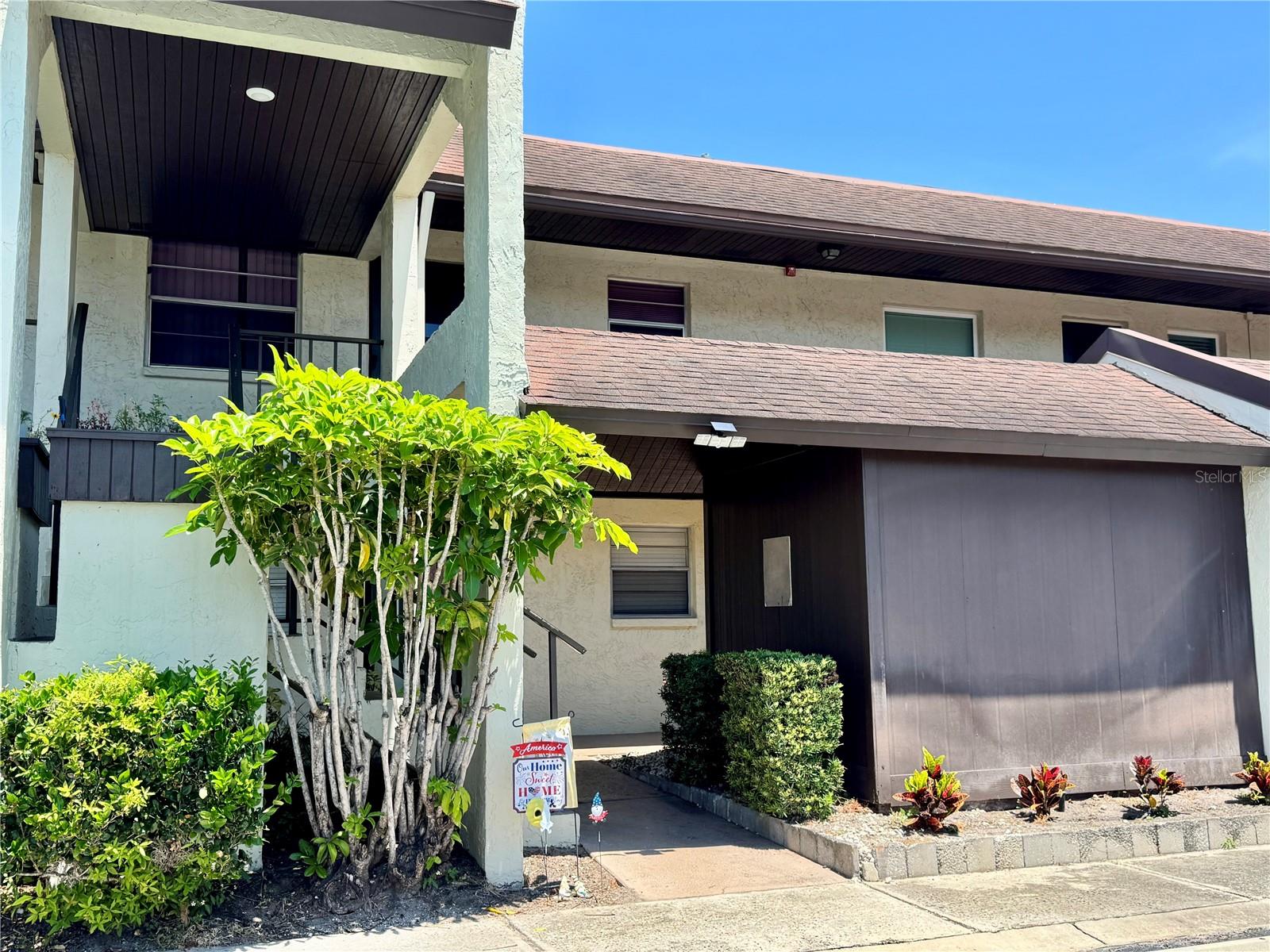 1100 E BAY DR #3 - Photo 1