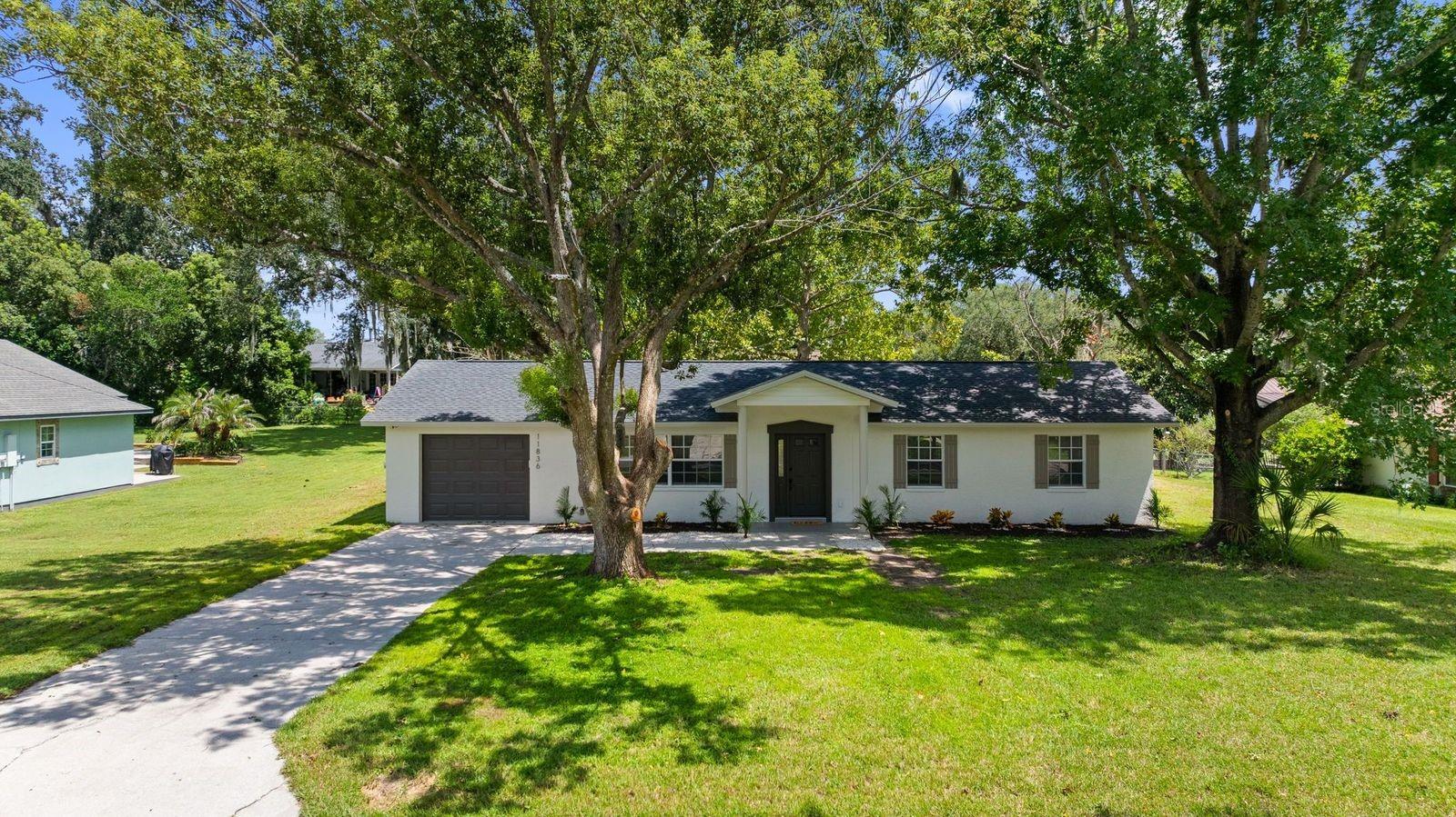 11836 ORANGE ST - Photo 1