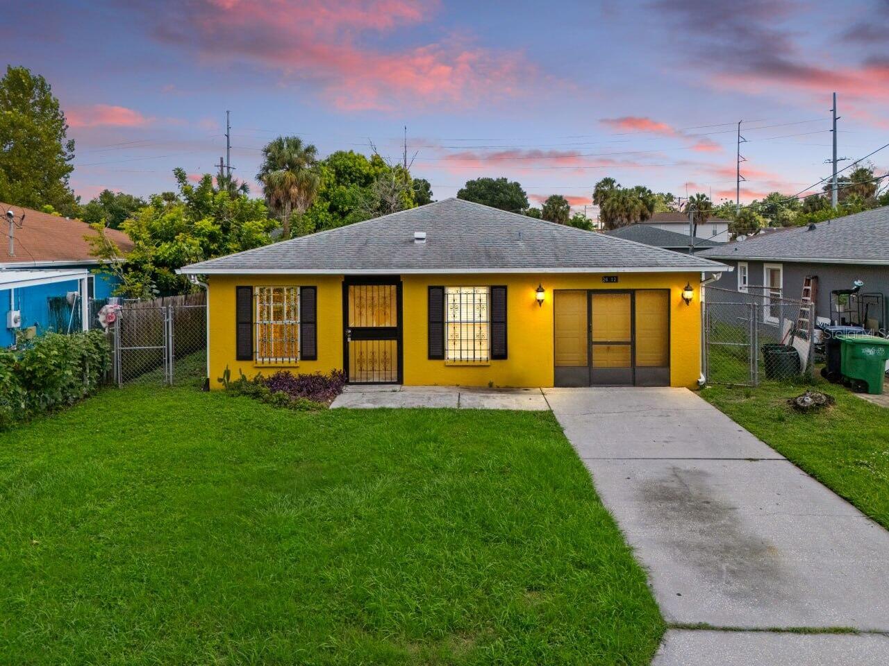 2612 E 9TH AVE - Photo 1