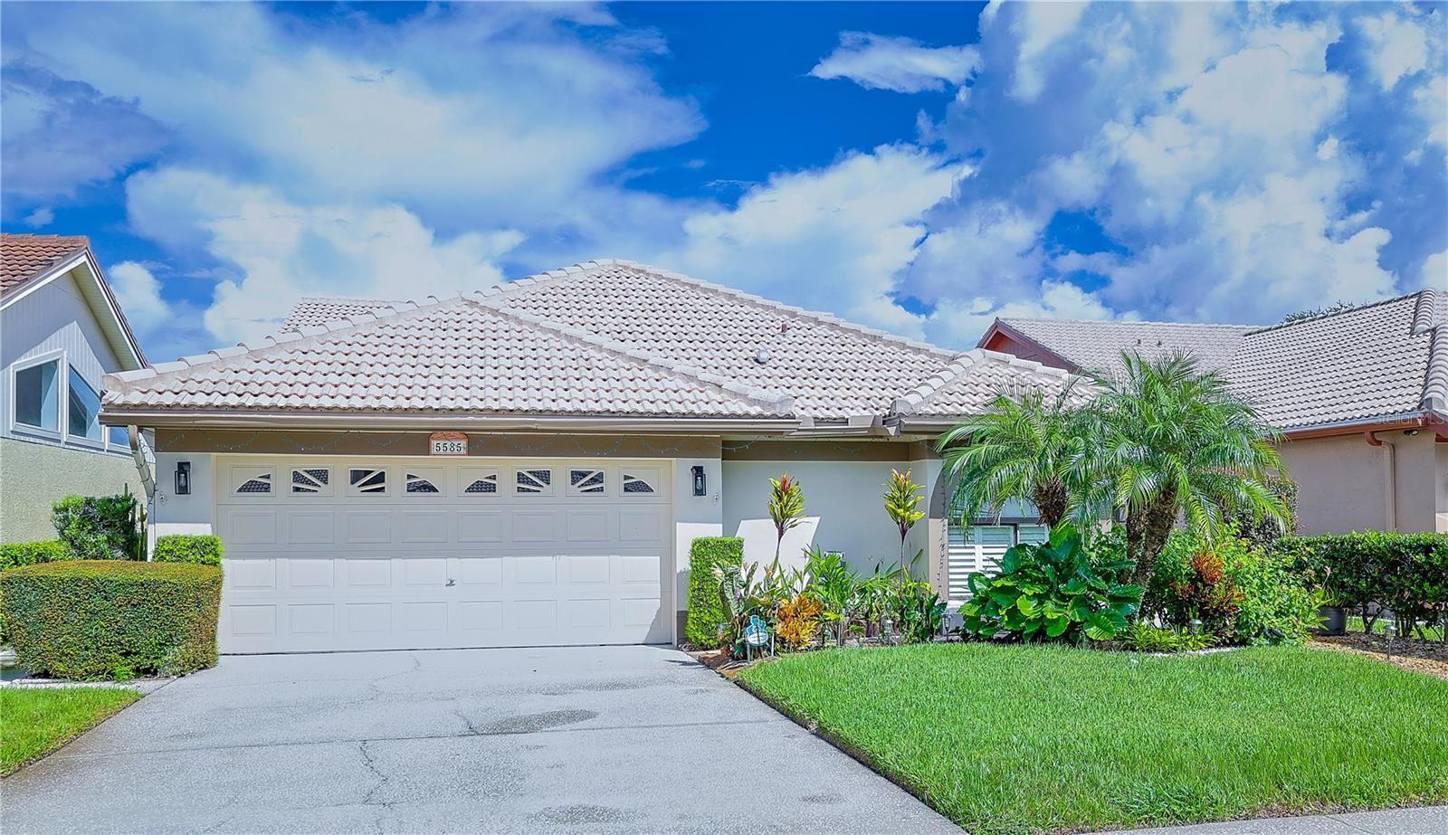 5585 GREYSTON ST - Photo 1