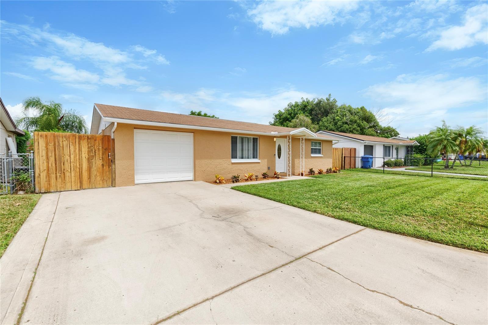 3339 GARFIELD DR - Photo 1