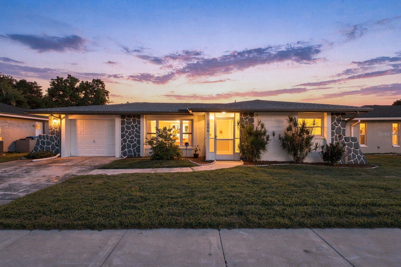 1806 DRIFTWOOD CIR S - Photo 1