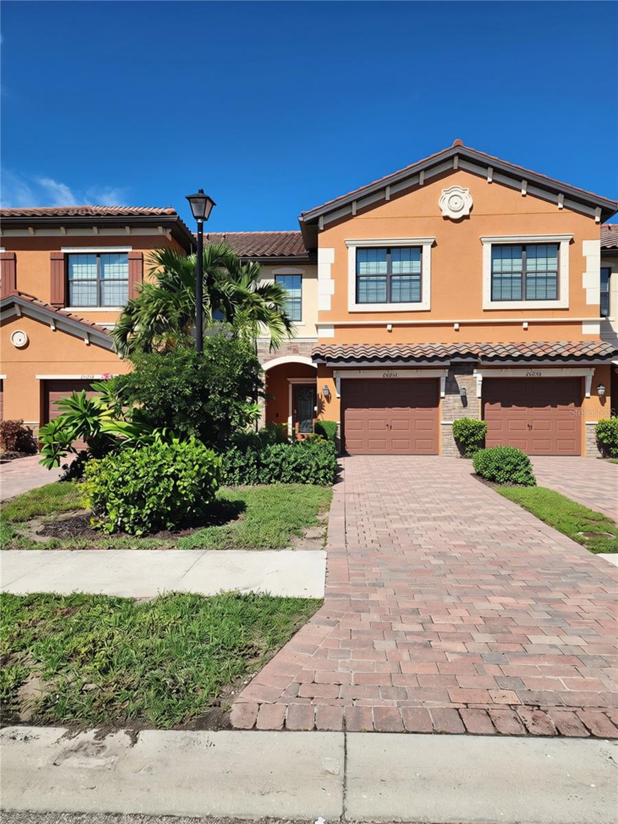 20252 LAGENTE CIR - Photo 1