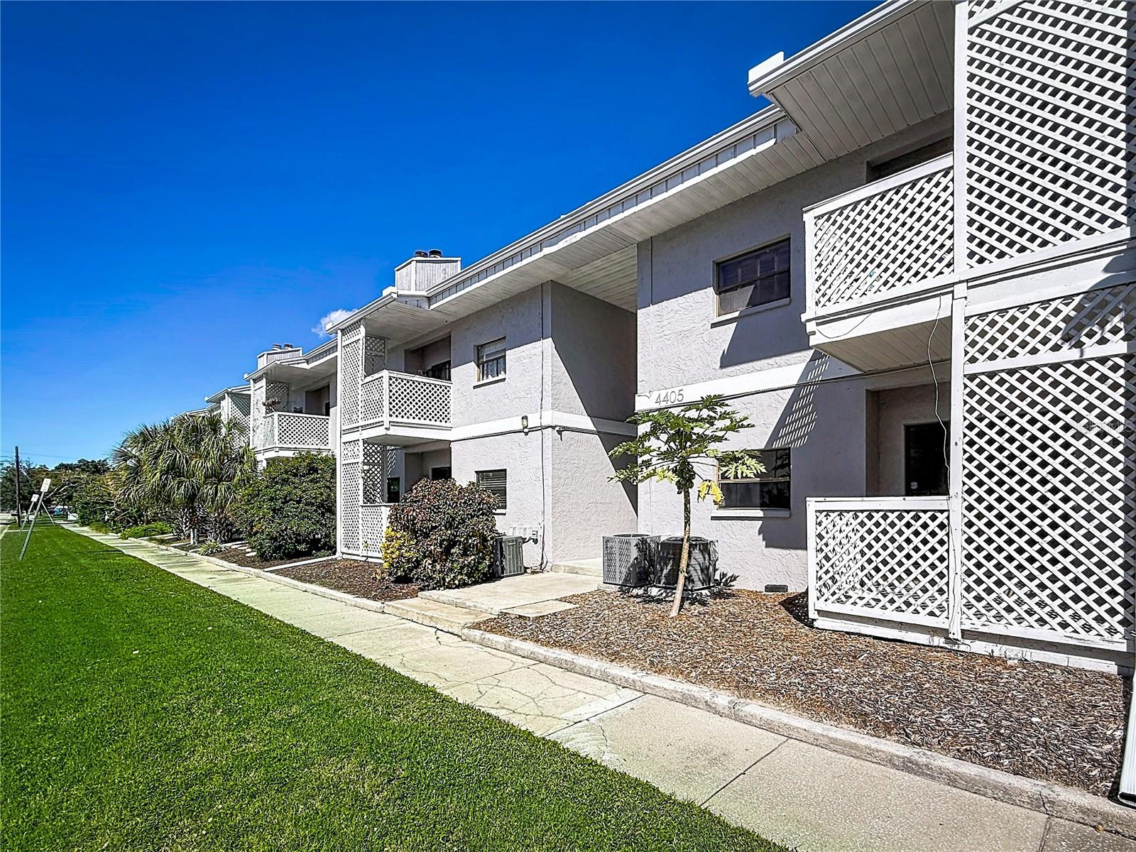 4405 W FAIR OAKS AVE #19 - Photo 1