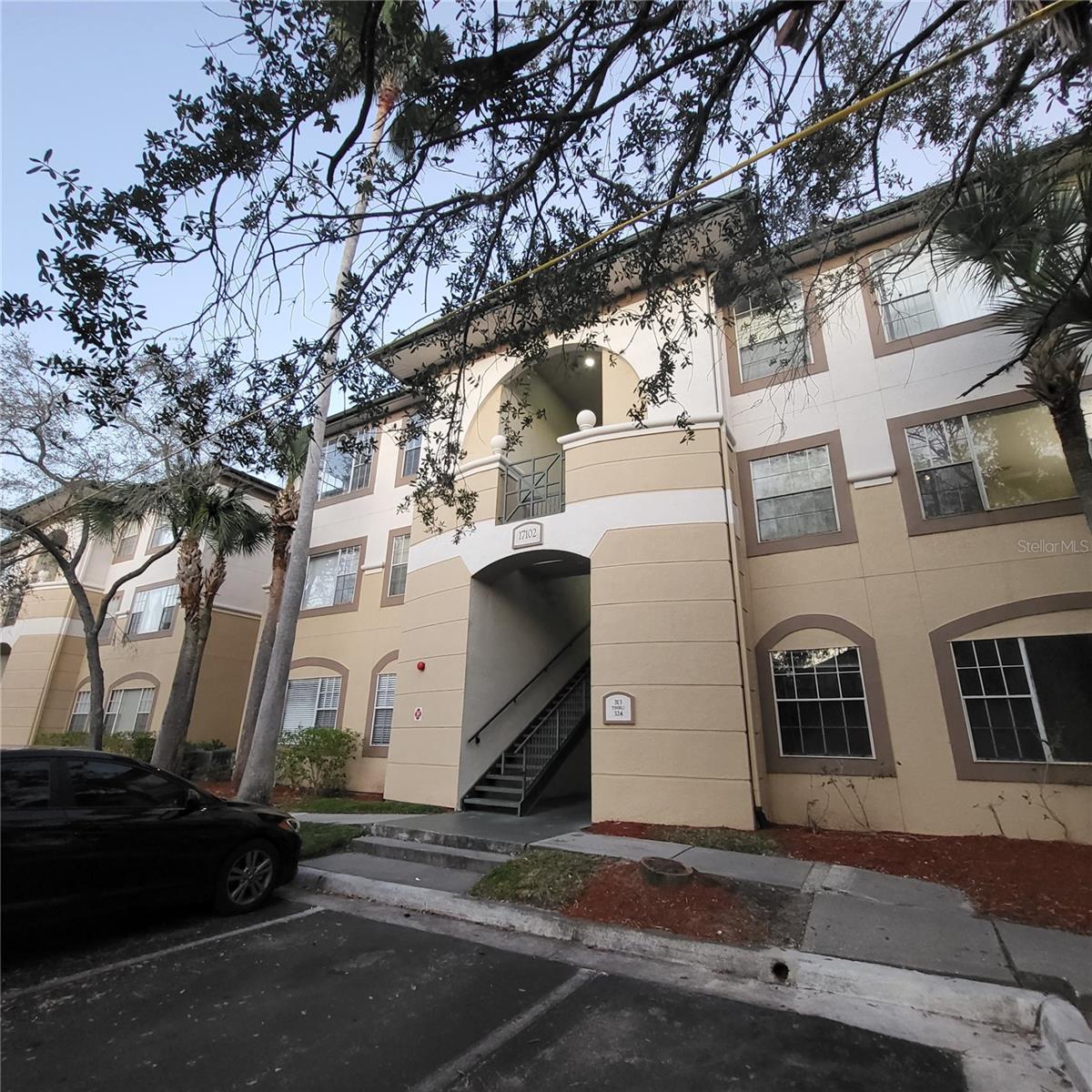 17102 CARRINGTON PARK DR #313 - Photo 1