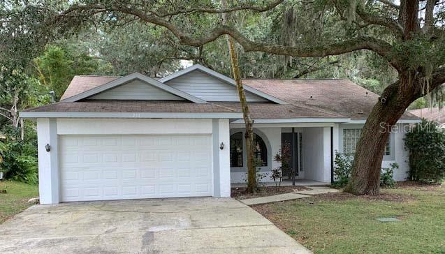 211 OAKWOOD BLVD - Photo 1