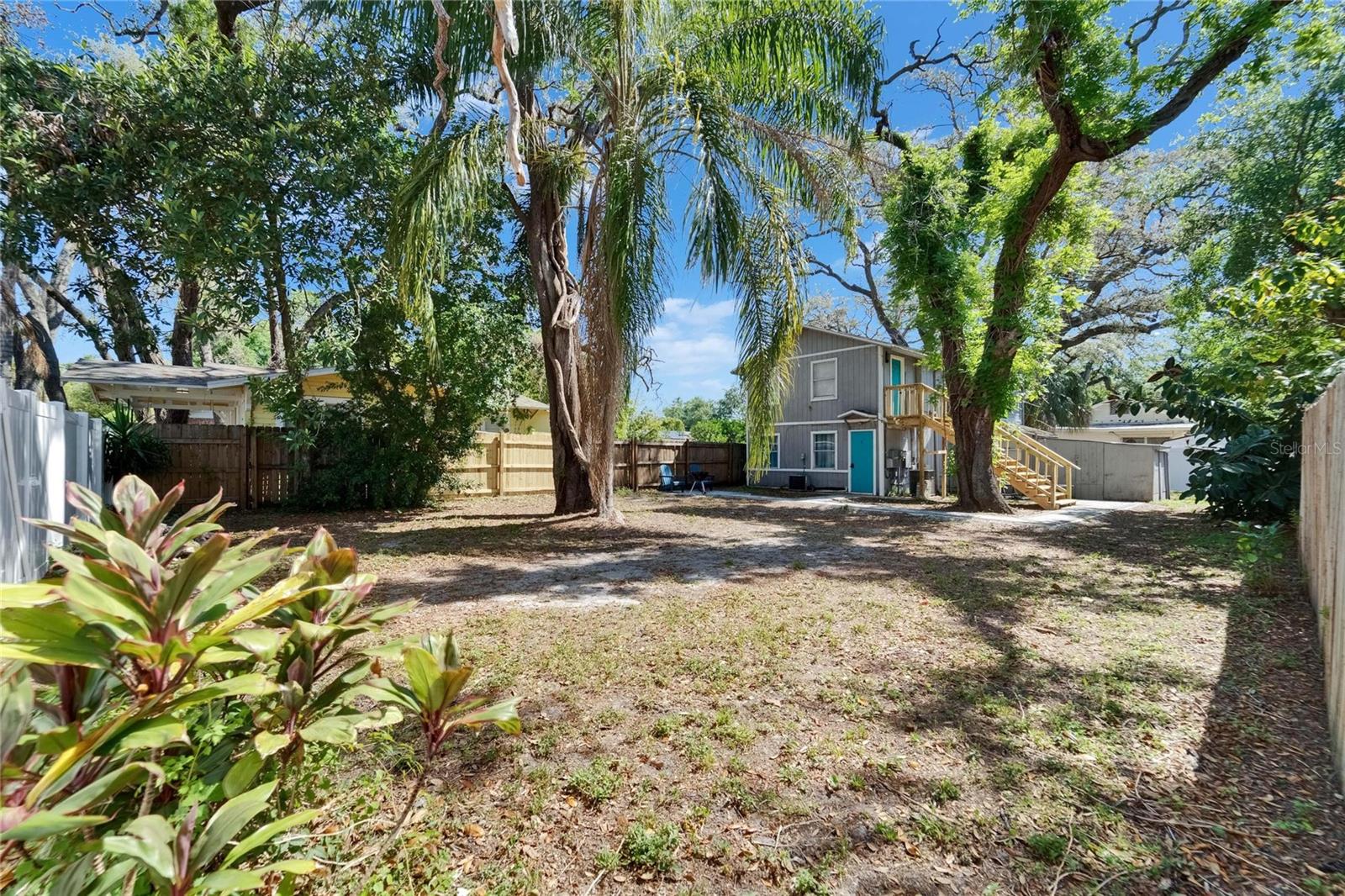 4209 N 14TH ST - Photo 1