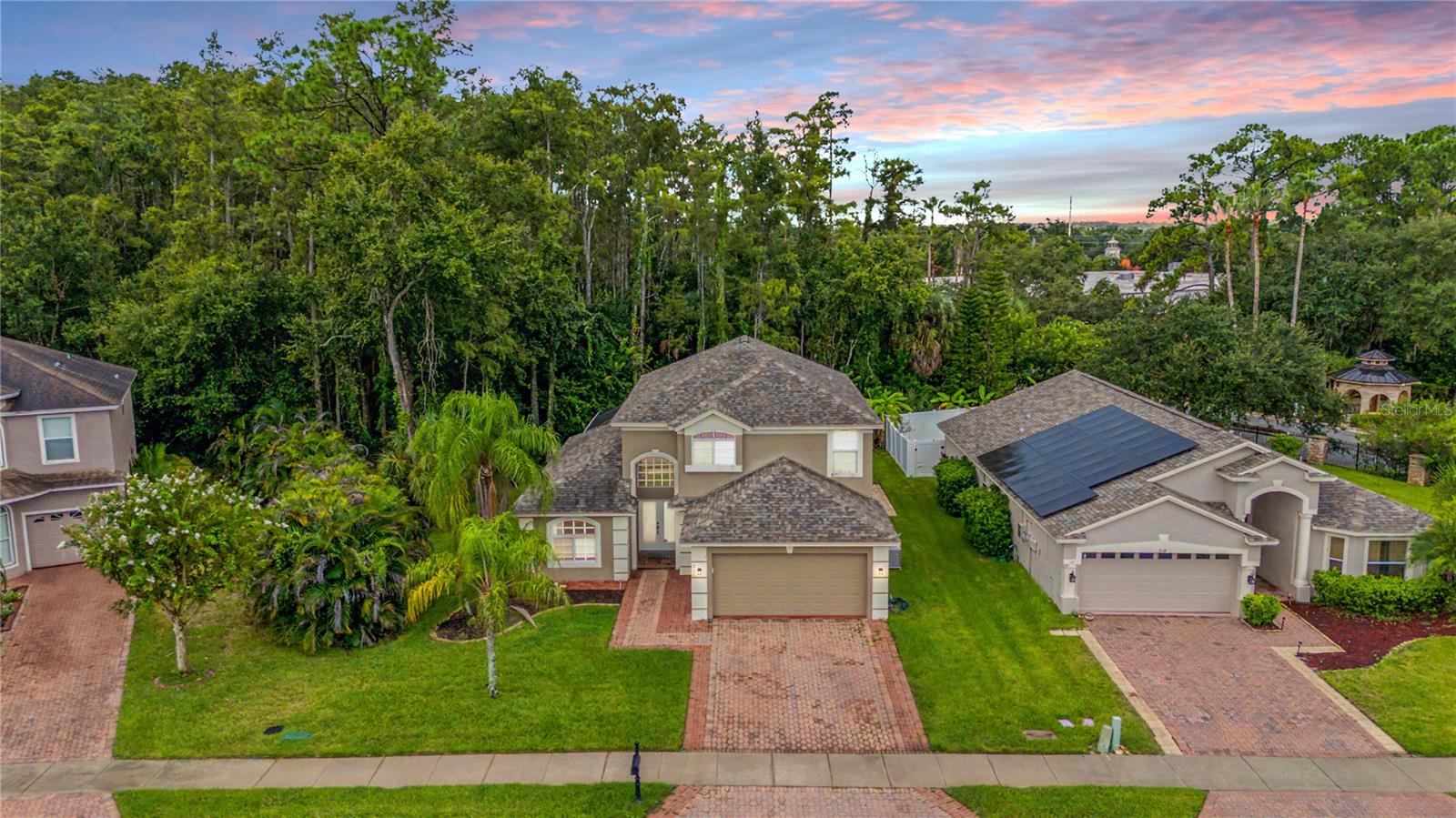 212 ARBOR WOODS CIR - Photo 1