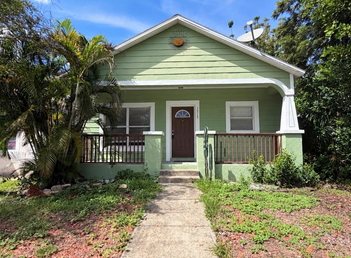 1717 W NASSAU ST #A - Photo 1