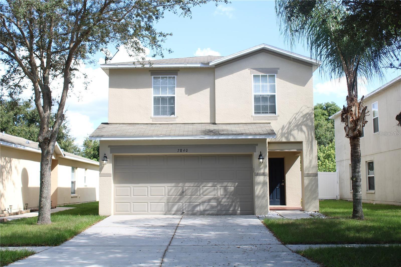 7840 CARRIAGE POINTE DR - Photo 1