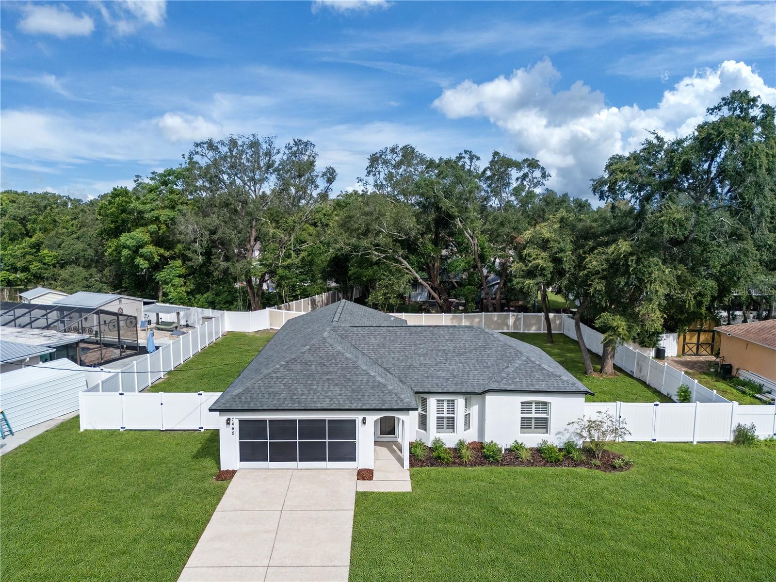 7455 GATES CIR - Photo 1
