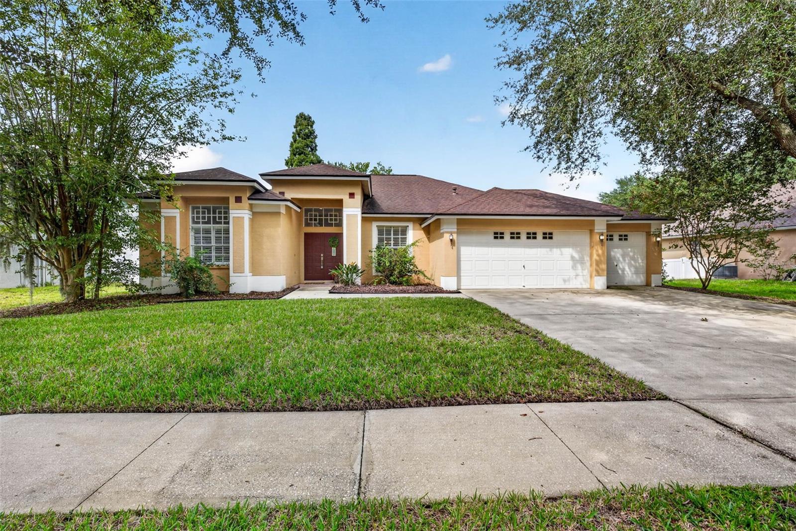 9603 BIRNAMWOOD ST - Photo 1