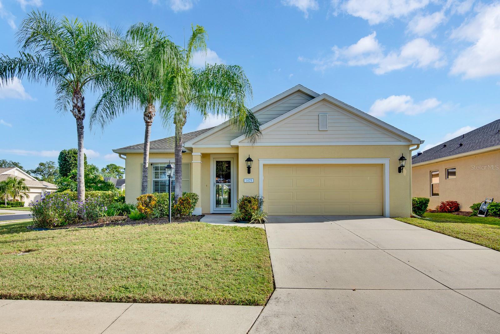 1475 BLUE HORIZON CIR - Photo 1