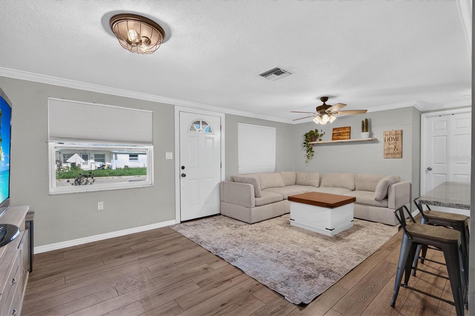 1440 NORMANDY BLVD - Photo 1
