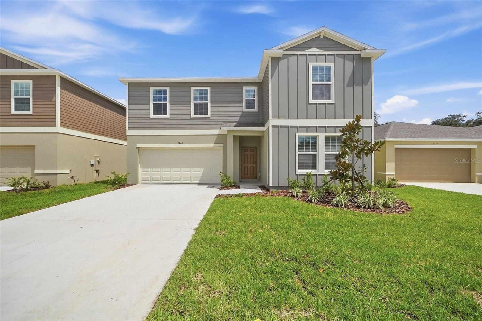 9820 FEASTER DR - Photo 1