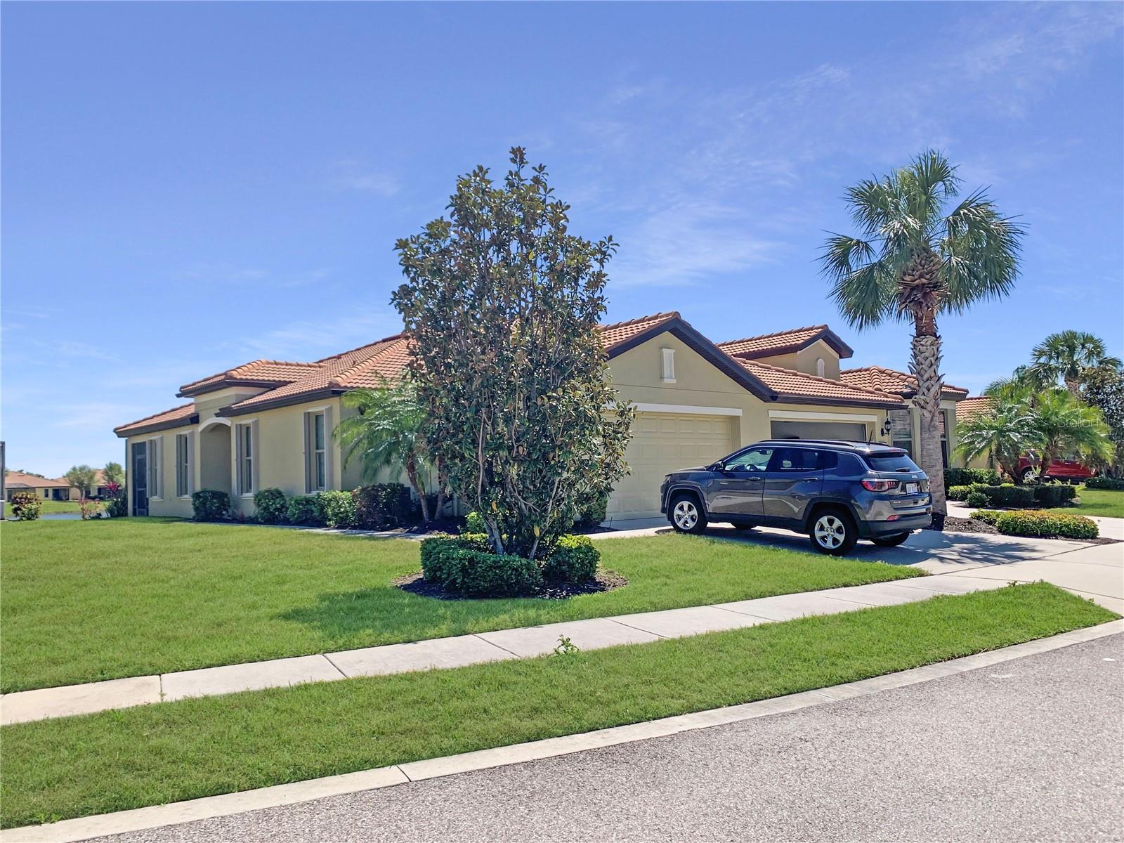 5472 SUNSET FALLS DR - Photo 1