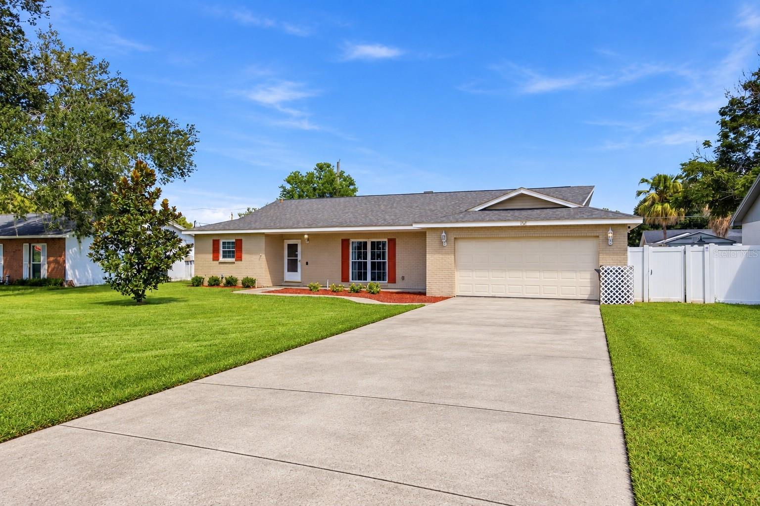 104 MITCHELL DR - Photo 1