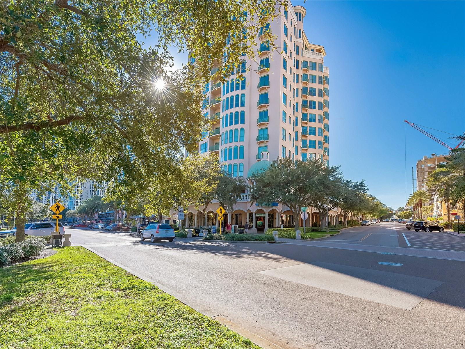 288 BEACH DR NE #6A - Photo 1