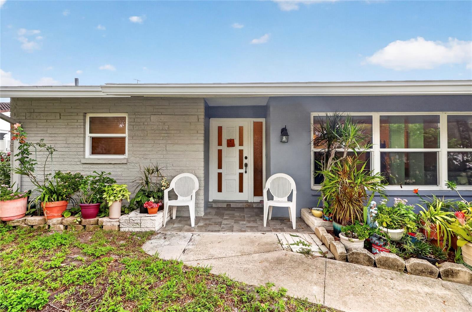 1158 OVERCASH DR - Photo 1
