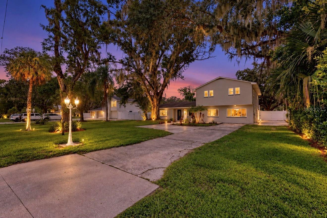 11004 RIVERVIEW DR - Photo 1