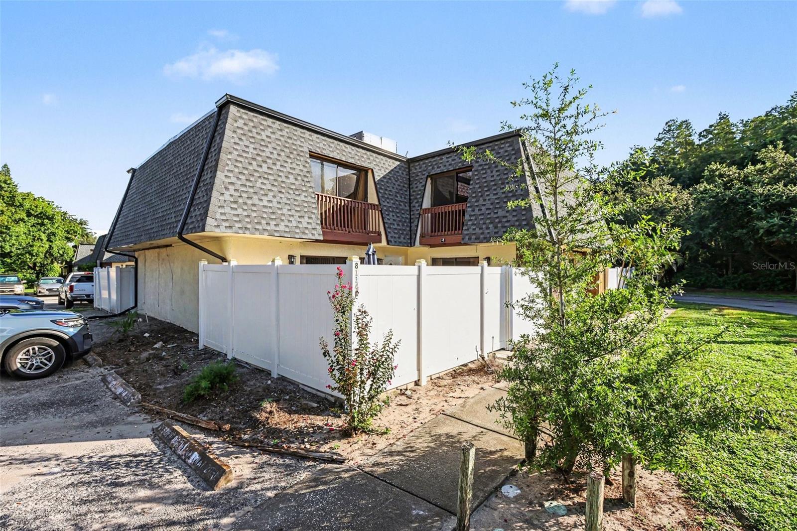 8114 OAK TRACE WAY #C - Photo 1