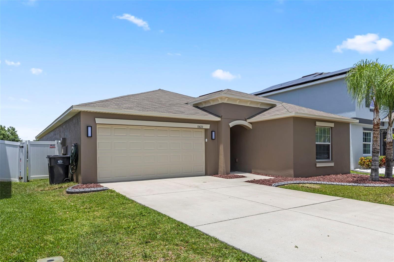 10633 STANDING STONE DR - Photo 1
