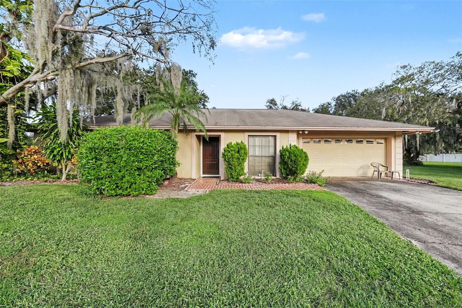 602 SPECK CT - Photo 1