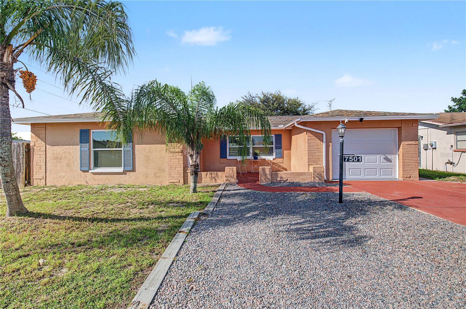 7501 FOXBLOOM DR - Photo 1