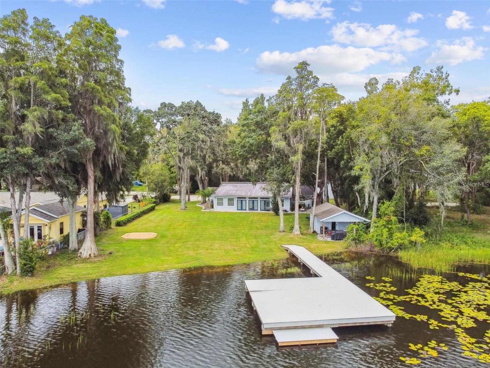 17018 DENNIS RD - Photo 1