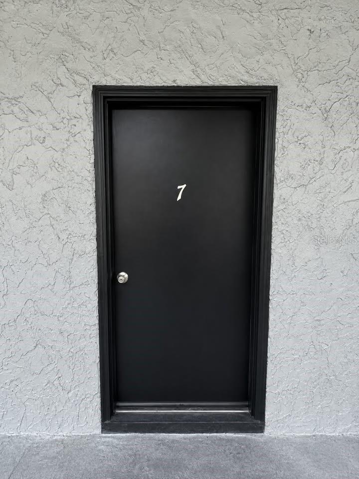 371 BROAD ST #7 - Photo 1