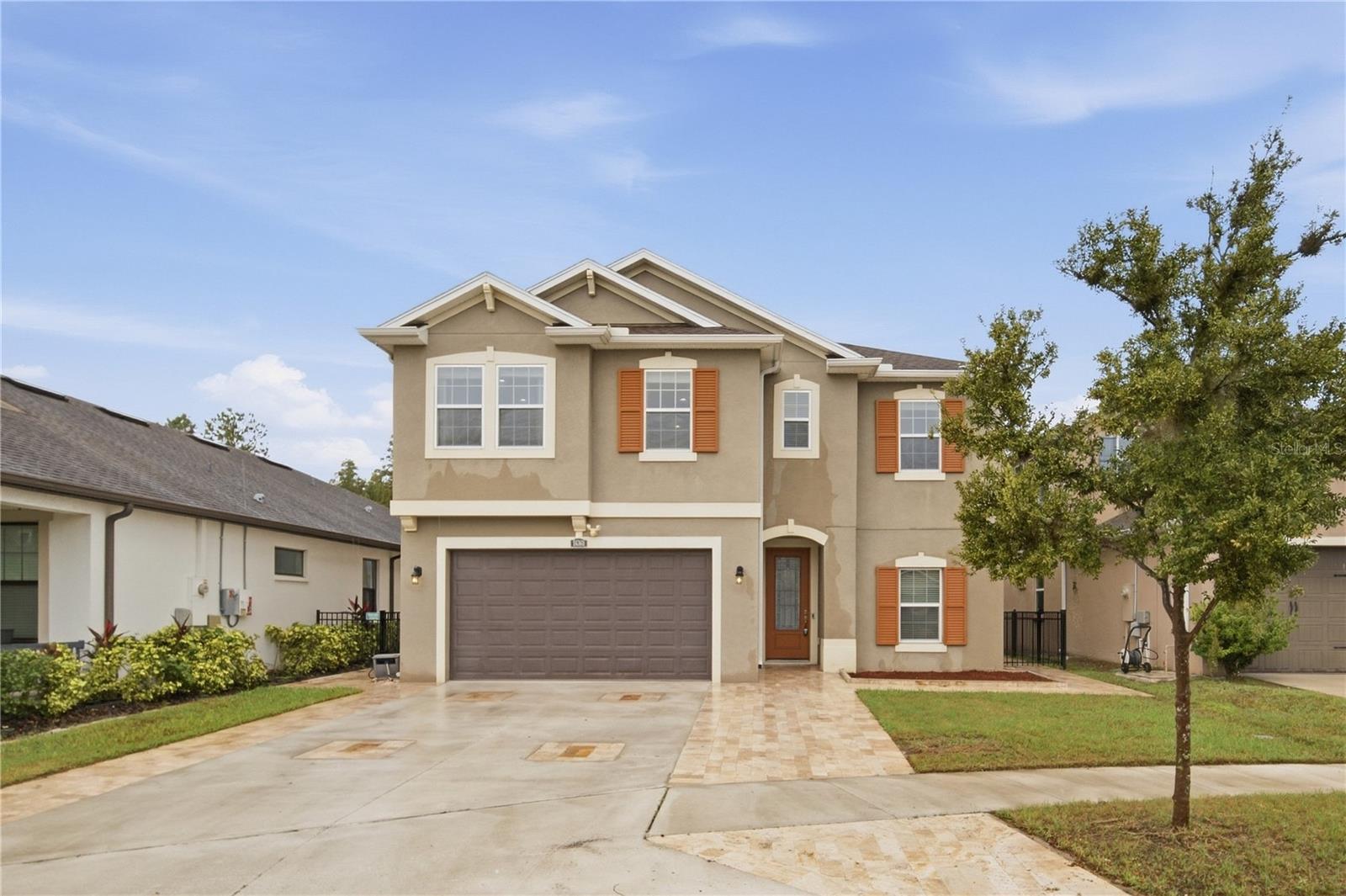 16368 HYDE MANOR DR - Photo 1