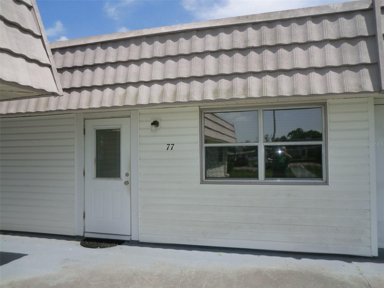 206 ANDOVER PL N #77 - Photo 1