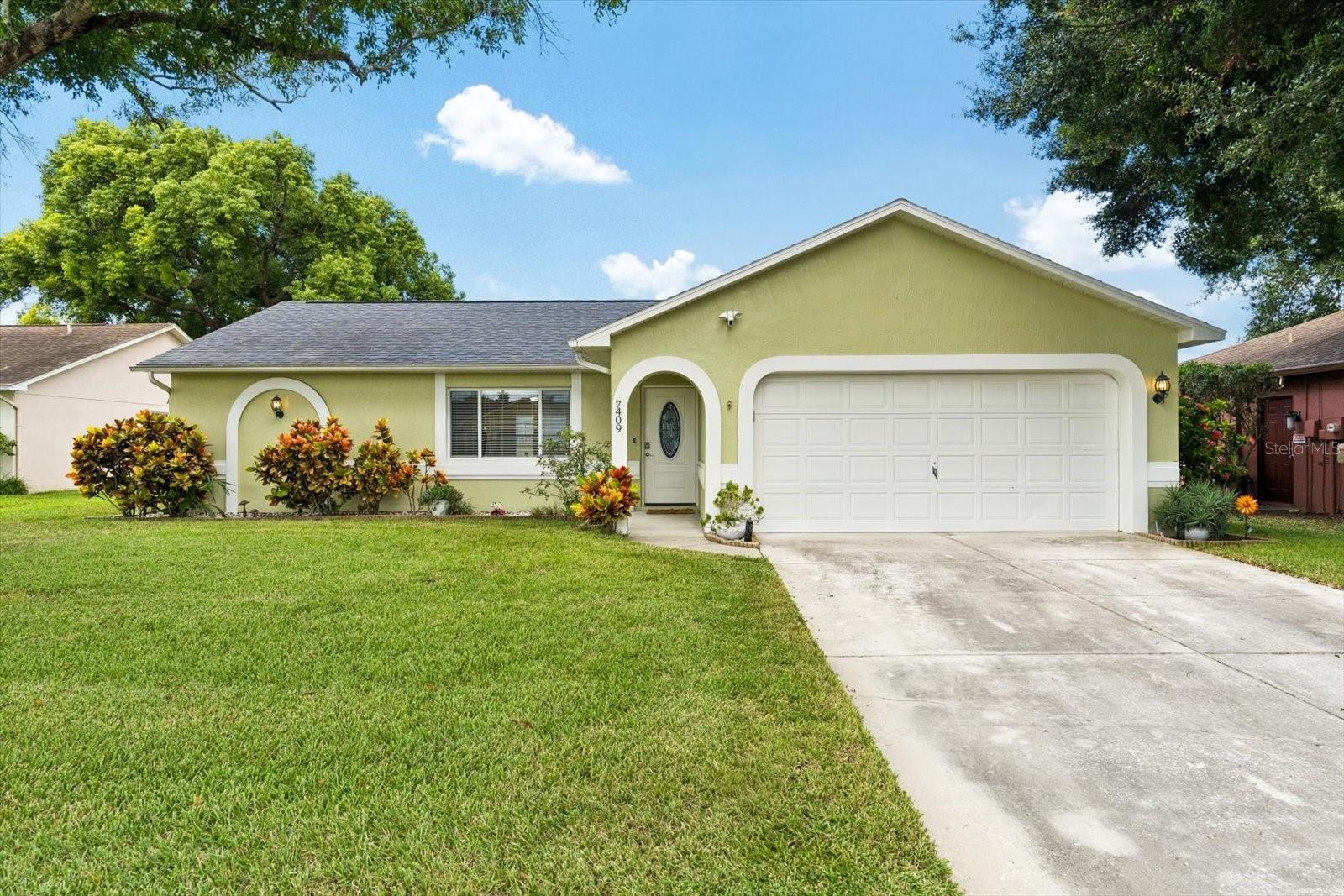 7409 FAIRWOOD AVE - Photo 1