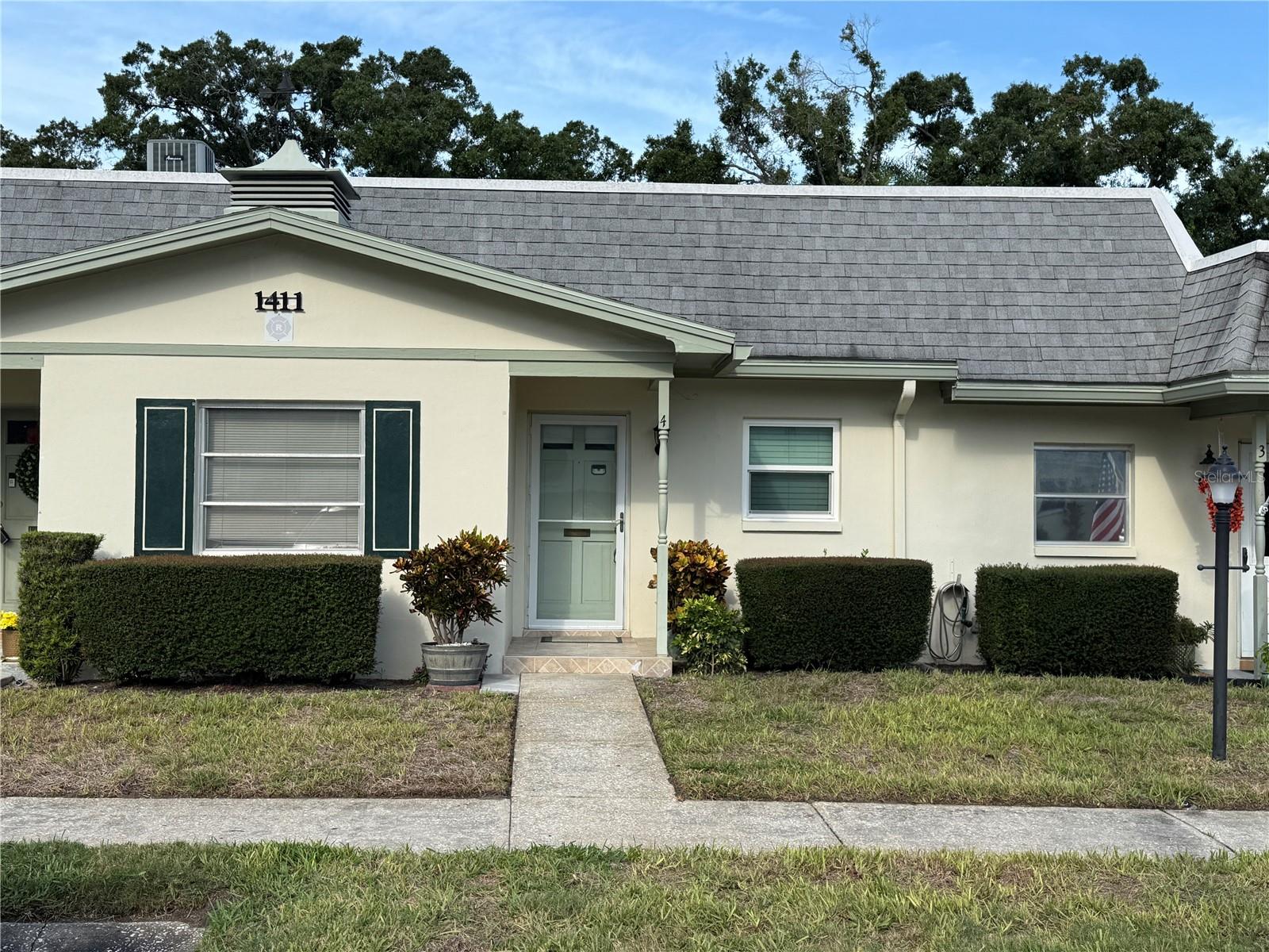 1411 NORMANDY PARK DR #4 - Photo 1
