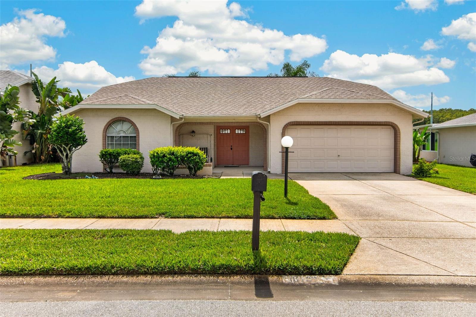 10707 FALLEN LEAF LN - Photo 1