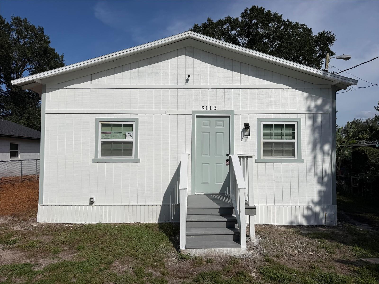 8113 N SEMMES ST - Photo 1
