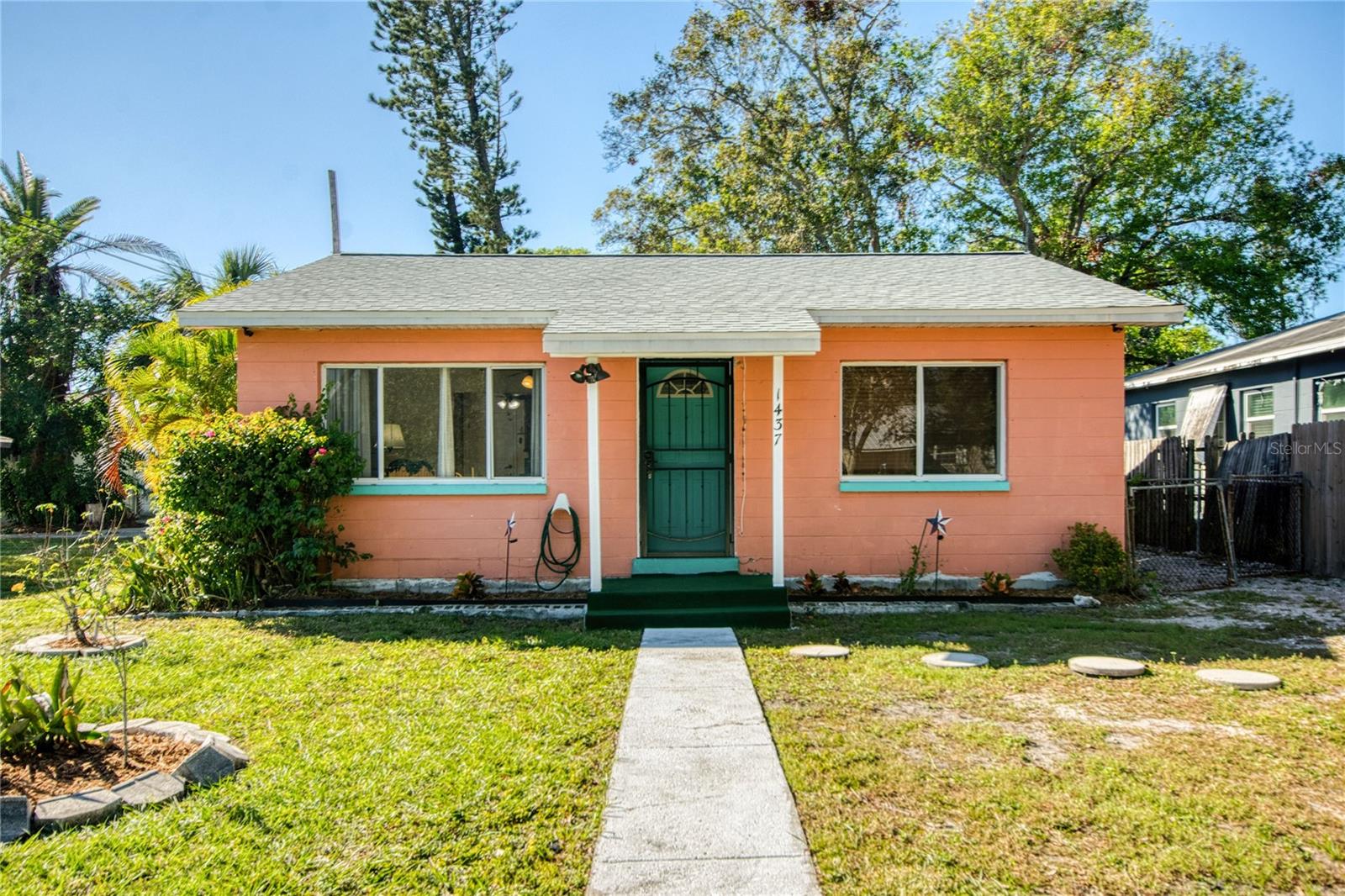 1437 56TH ST S - Photo 1