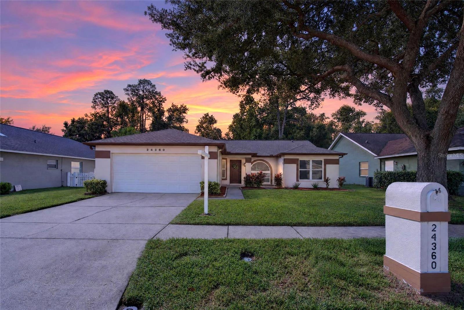 24360 TWIN LAKE DR - Photo 1