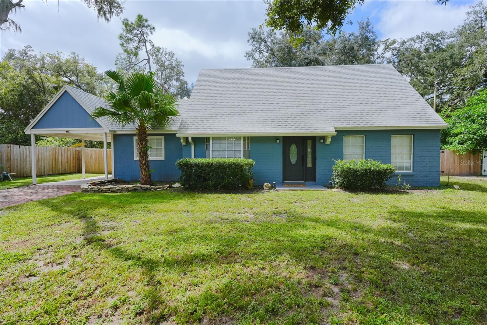 16606 FOREST PARK DR - Photo 1