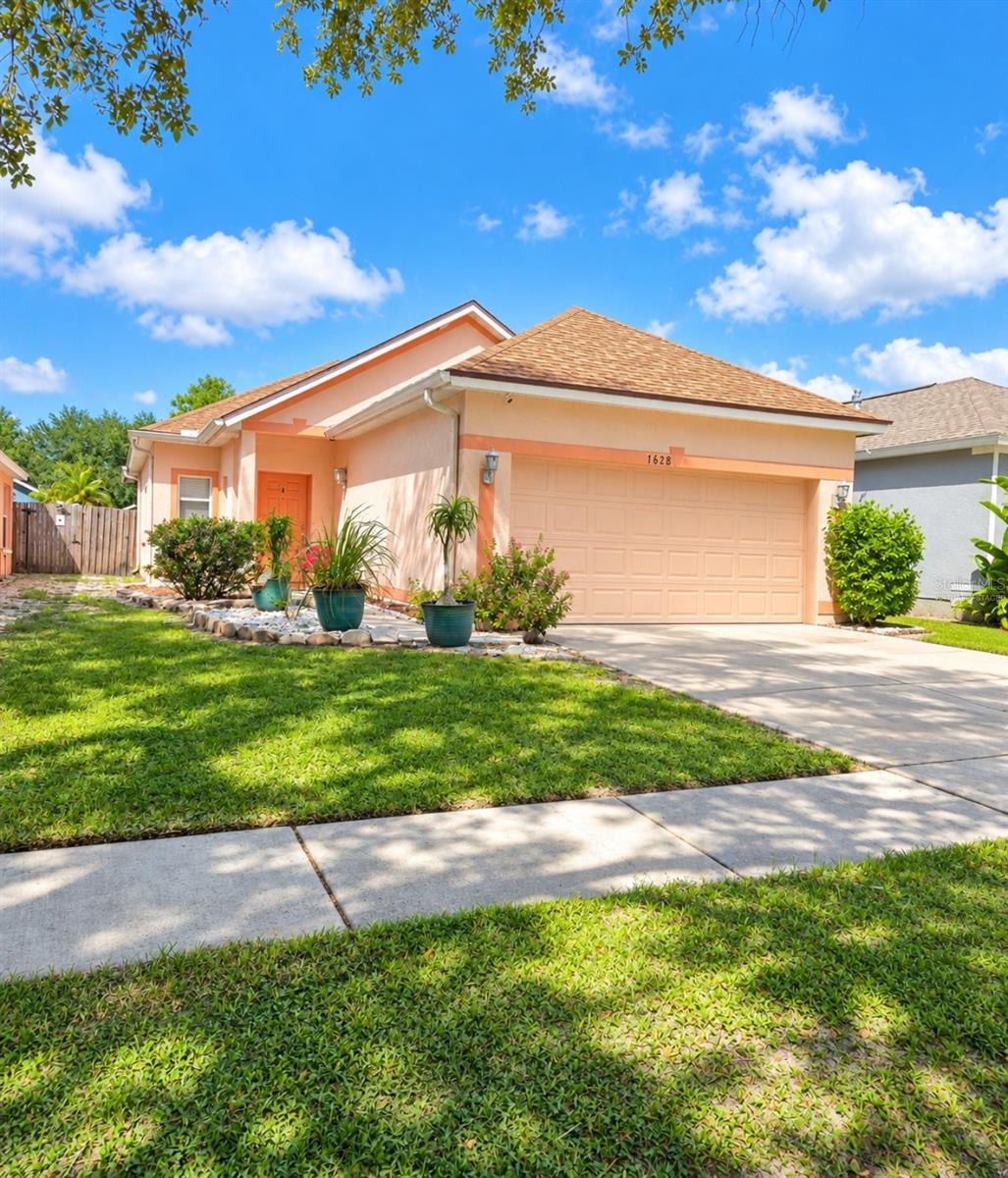 7628 CLOVELLY PARK PLACE - Photo 1