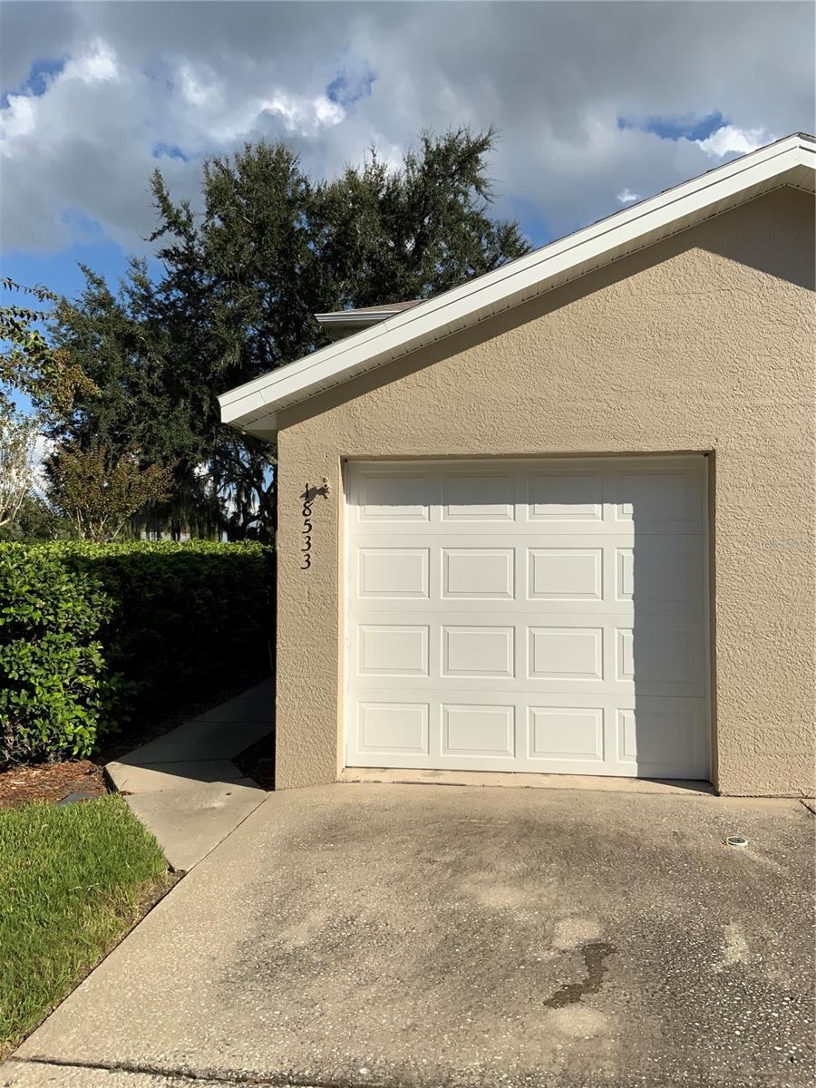 18533 PEBBLE LAKE CT - Photo 1